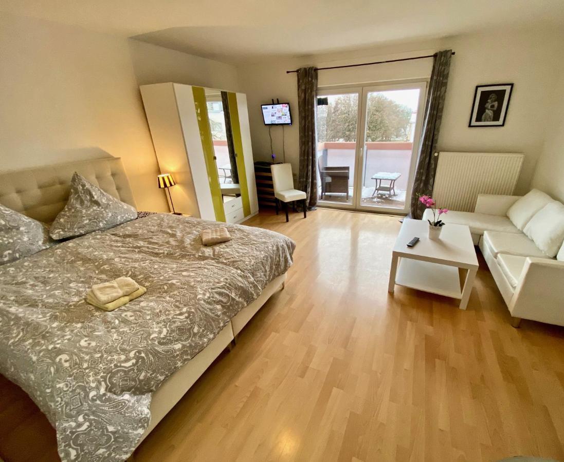 Zentrales Wg-Zimmer 1 Ravensburg, Balkon, Kamin Daire Dış mekan fotoğraf